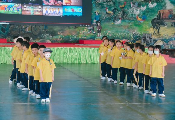 โรงเรียนปรีชานุศาสน์